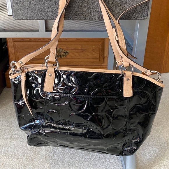 NWOT Coach Purse - Picture 2 of 3